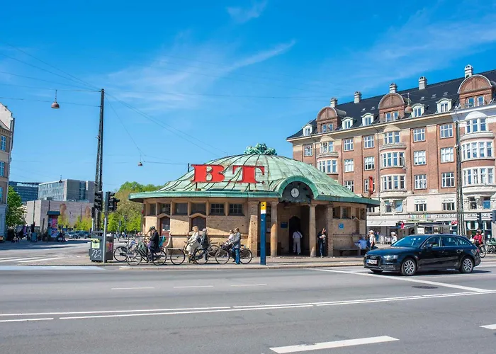 New Charming Apt In City Center